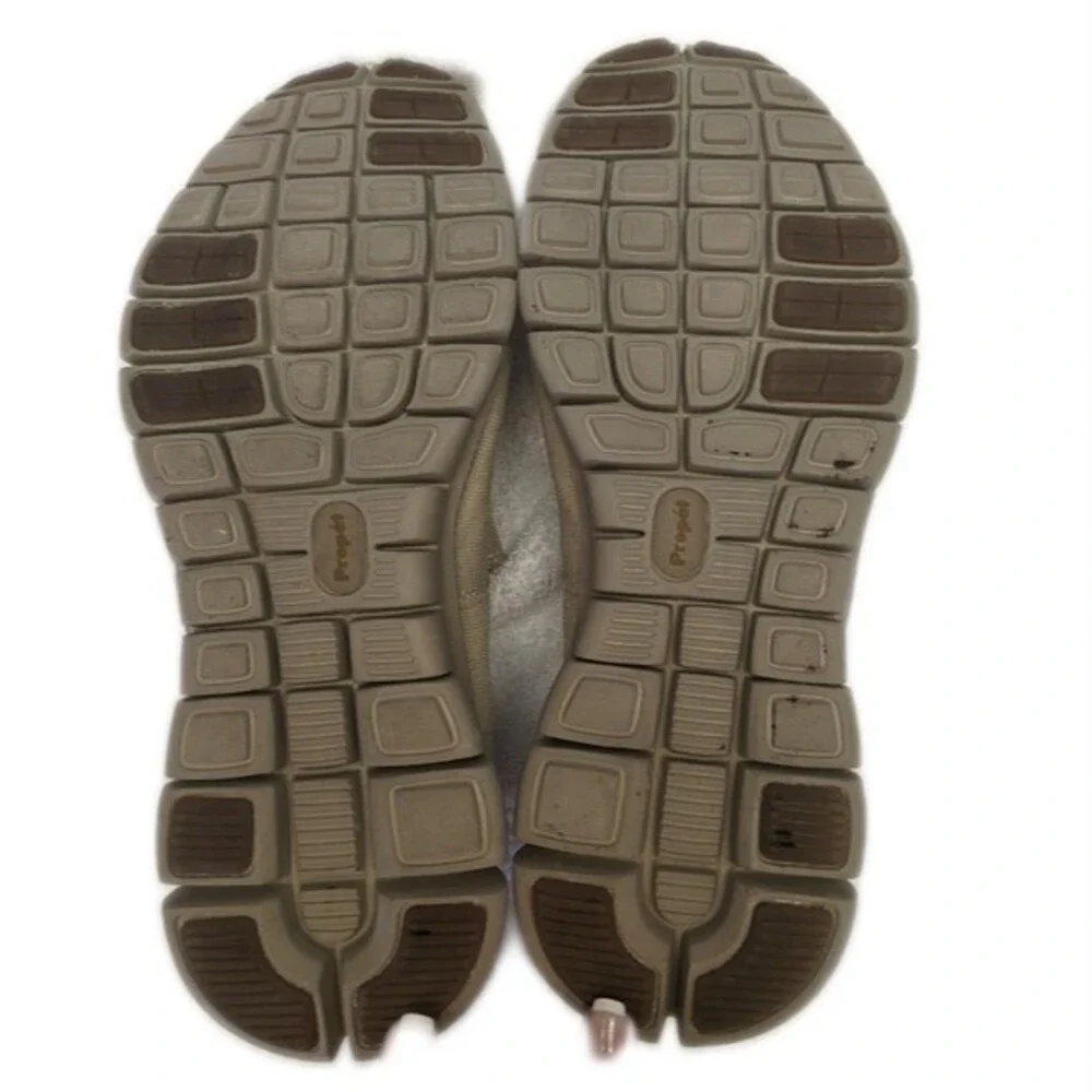 Propet men's slip-on sneakers loafers lightweight khaki tan gray/beige - 9